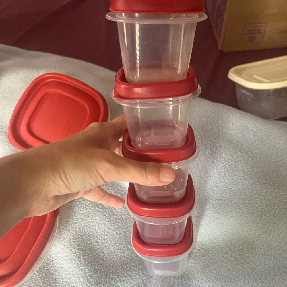 Bundle plastic containers - Picture 10 of 14